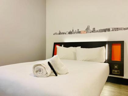 easyHotel London City Shoreditch - image 10