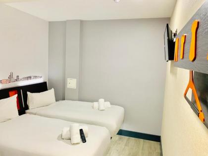 easyHotel London City Shoreditch - image 3