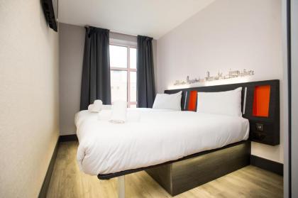 easyHotel London City Shoreditch - image 9