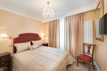 London Residence - image 25