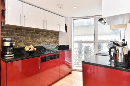 Camden Market Apartments - image 10