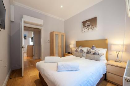 12 London Street Apartments - image 3