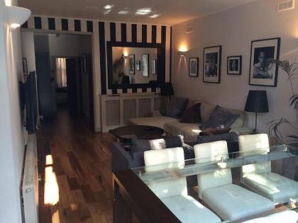The Bromptons Luxury South Kensington Apartment - image 16