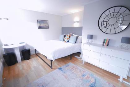 Camden Serviced Apartments - image 24