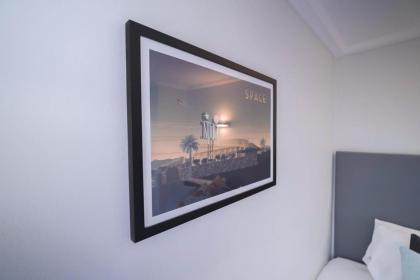 Camden Serviced Apartments - image 26