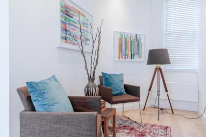 Architect's Sophisticated Private 3bed 3bath House OFF OXFORD ST - image 29