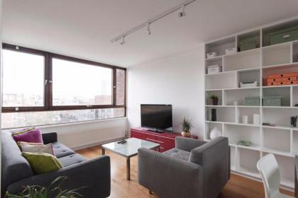 Unique Spacious Central 3 Bedroom with Rooftop Terrace - image 30