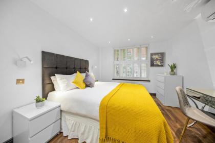 Bryanston Apartments - image 10