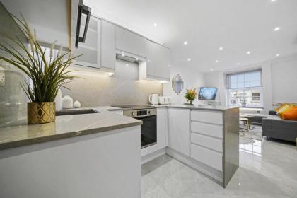 Bryanston Apartments - image 22