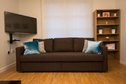 Royal Limehouse Apartment - image 22