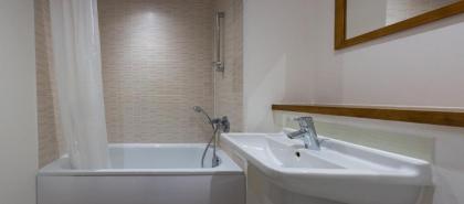Royal Limehouse Apartment - image 28