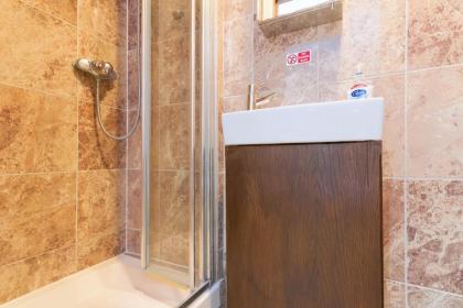 Brick Lane Hotel - image 24