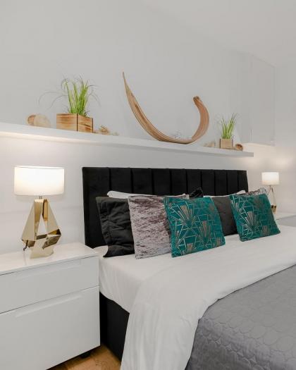 Cool Covent Garden Theatre Design Hub for Families Friends Couples - image 7