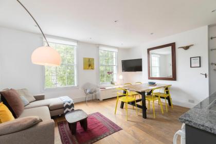 Smart 3 bed flat in Islington close to Angel Tube London