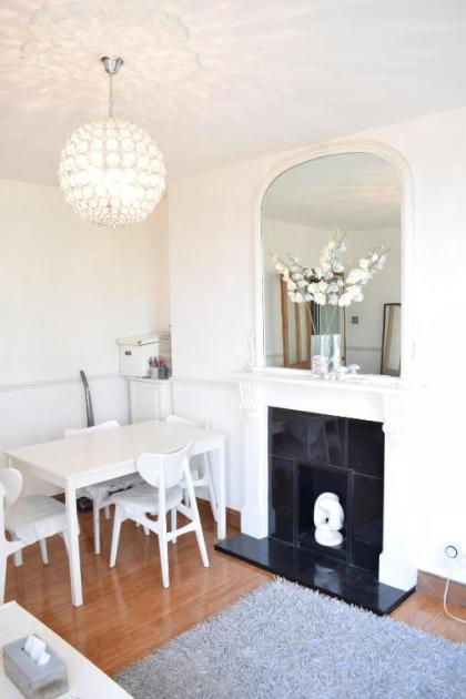 Stylish 2 Bedroom Apartment Between Camden Town Primrose Hill - image 13