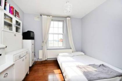 Stylish 2 Bedroom Apartment Between Camden Town Primrose Hill - image 4