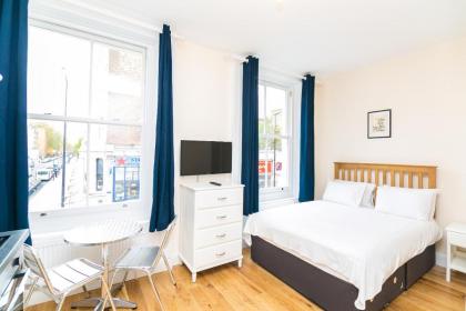 Earl's Court Studios - image 12