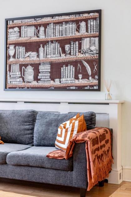 Luxurious Central Kensington Apartment - image 29