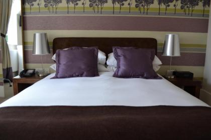 The Victoria - image 23