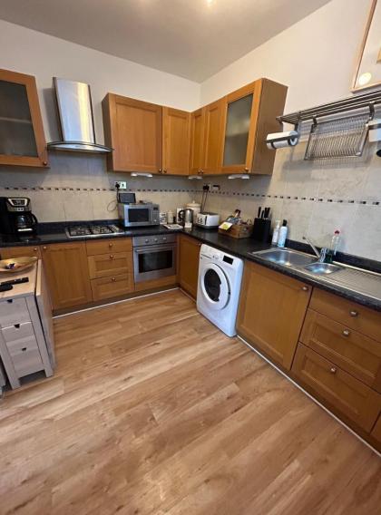 Wimbledon Holiday Lets - image 24