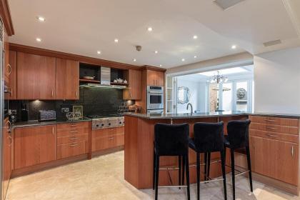 Stunning 6-bed house near Harrods in Knightsbridge - image 23
