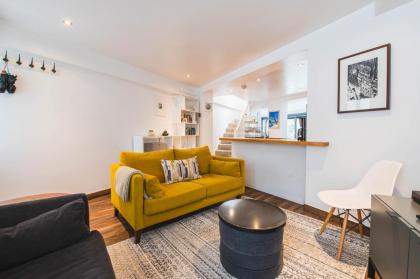 Pass the Keys - Modern & Stylish Garden Home in Islington - image 21