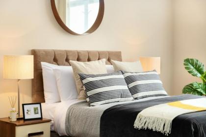 Lawrence House by TheSqua.re - image 19