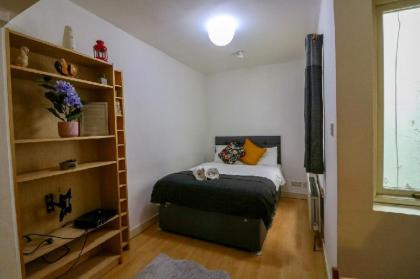 Flat 12 u00b7 Comfy Studio Central London Hyde Park