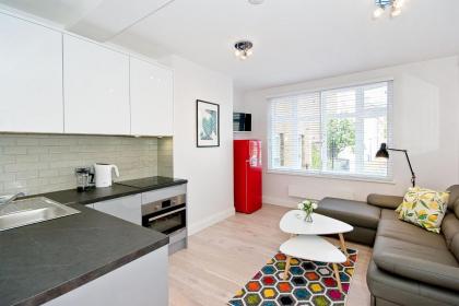 F2 Greek Street by City Living London - image 22