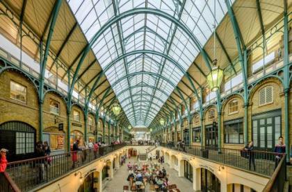 Magical & Charming 8 rooms Covent Garden TownHouse - image 1