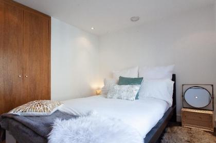 Cozy 3 bedroom house - King's Cross Station - image 4