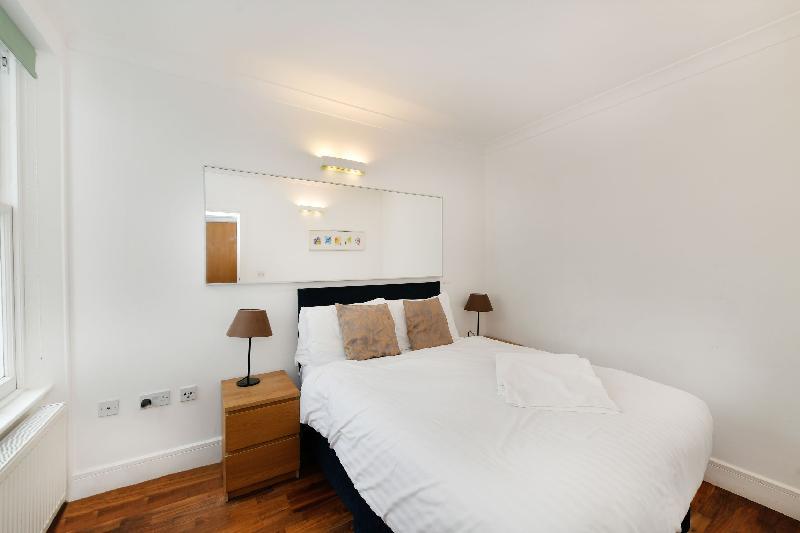 Kensington Comfort Apt 12 - Deluxe 1 BR - main image