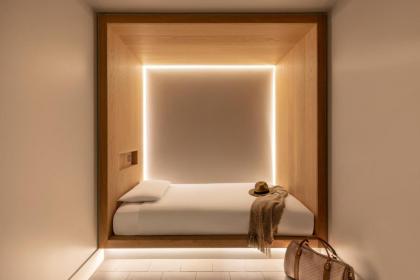 Zedwell Piccadilly Circus - image 2