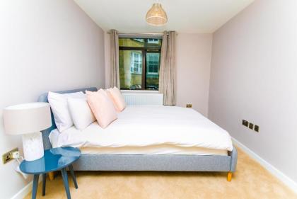 Baker Street Apartments