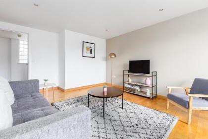 The Spitalfields Apartments - image 24
