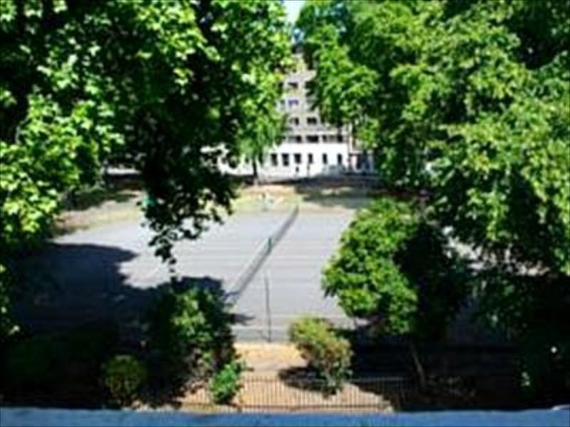 Euro Hotel - image 2