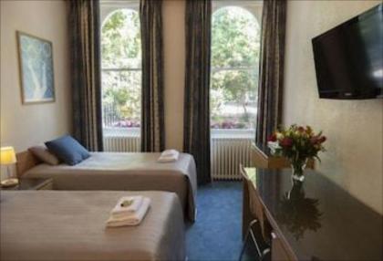 Euro Hotel - image 8