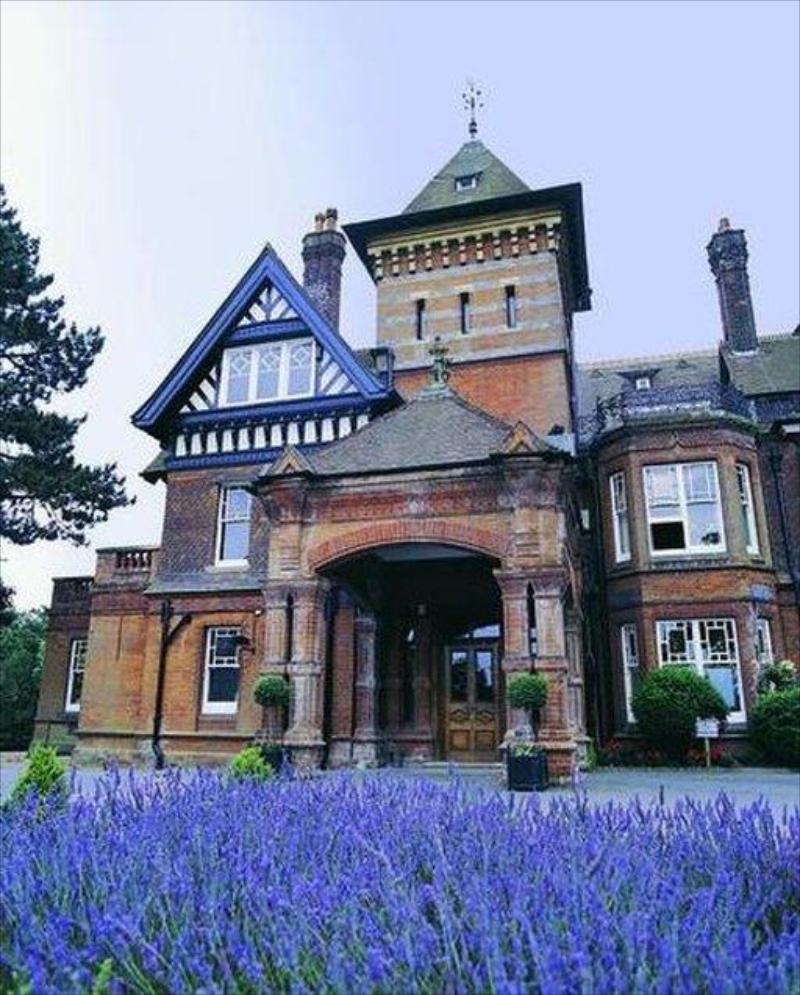 Woodlands Park Hotel - image 3