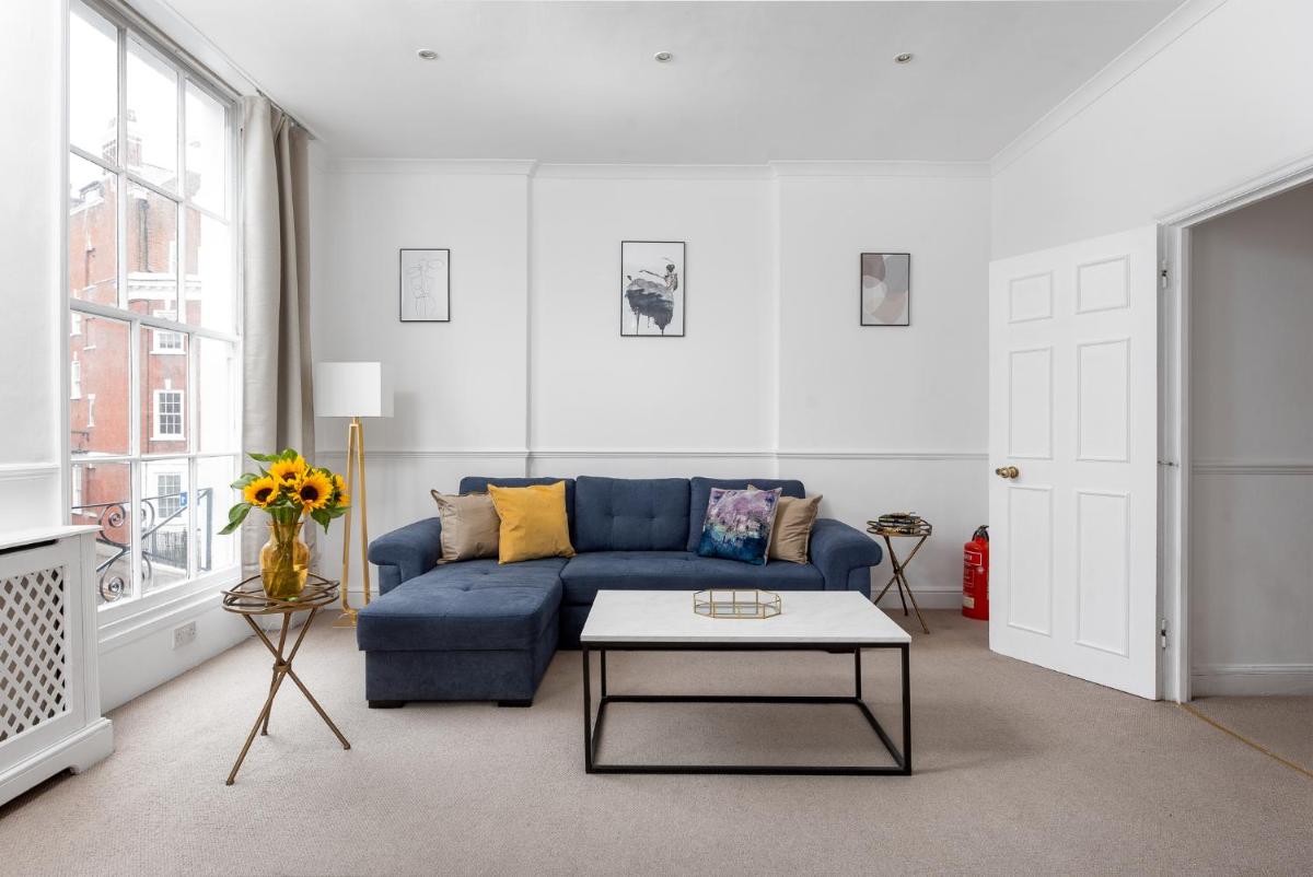 Anderson Street by CAPITAL - main image
