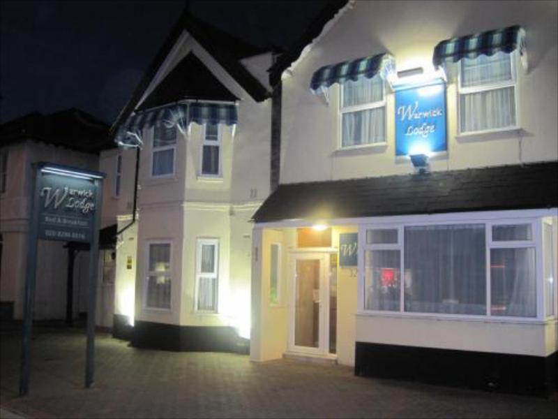Warwick Lodge - image 2