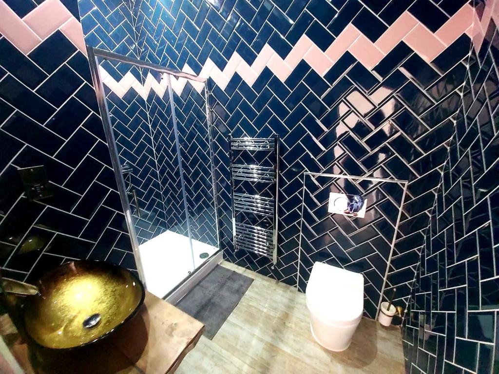 Angel Townhouse - image 3