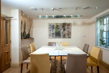 Sydney House Chelsea - image 5