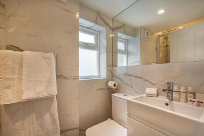 Marylebone - Wyndham Street by Viridian Apartments - image 11