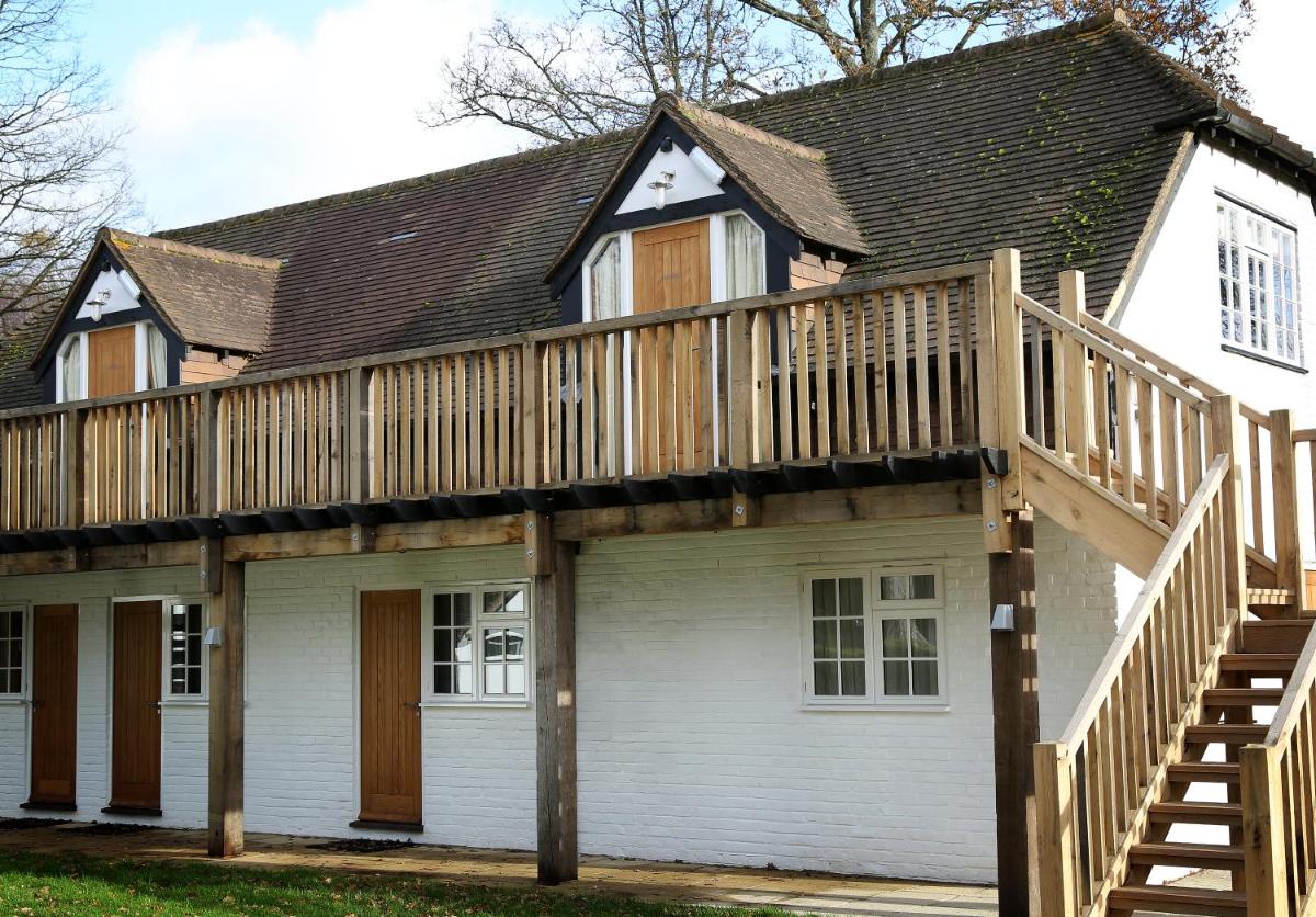 The Old House Inn - main image