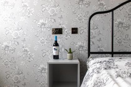 Burren London Hotel - image 4