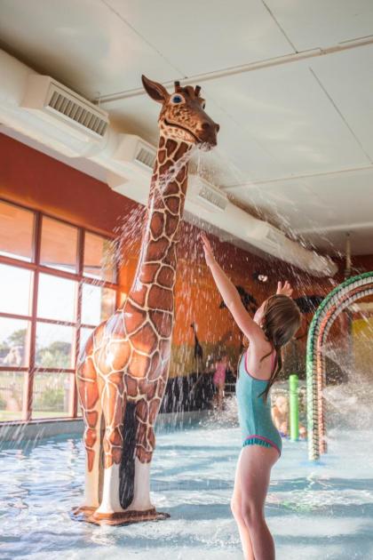 Chessington Hotel - image 25