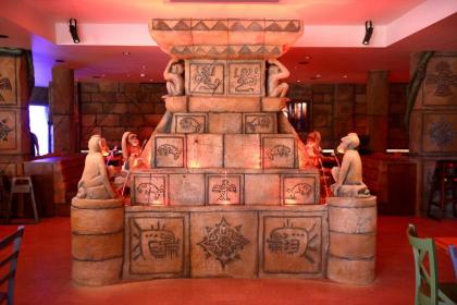 Chessington Hotel - image 3