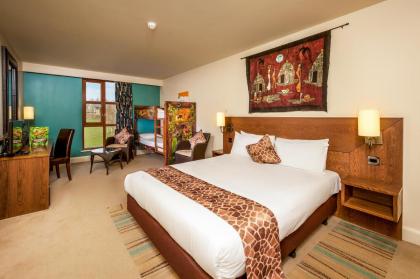 Chessington Hotel - image 6