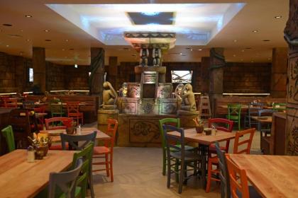 Chessington Hotel - image 9