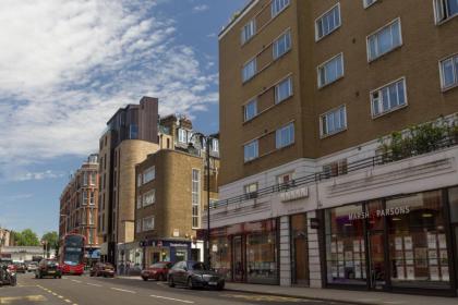 Beautiful 2 Bedroom 2 Bath Flat in South Kensington - image 24